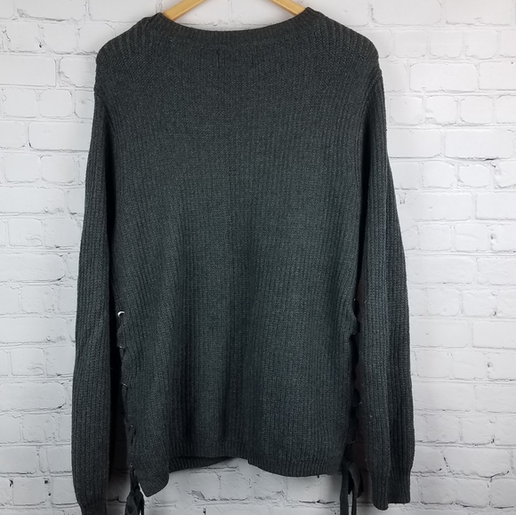 Ruby Moon Oversized Sweater - Picture 7 of 10